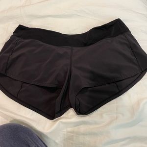 Black Lulu speed up shorts